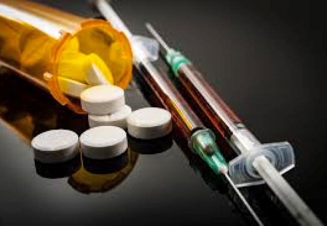 Opiods syringes and pills